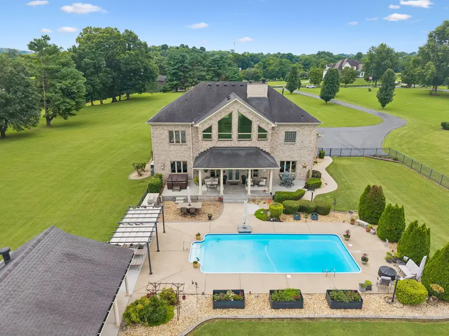 1810 Savannah Springs Dr, Franklin, TN 37064 - #2