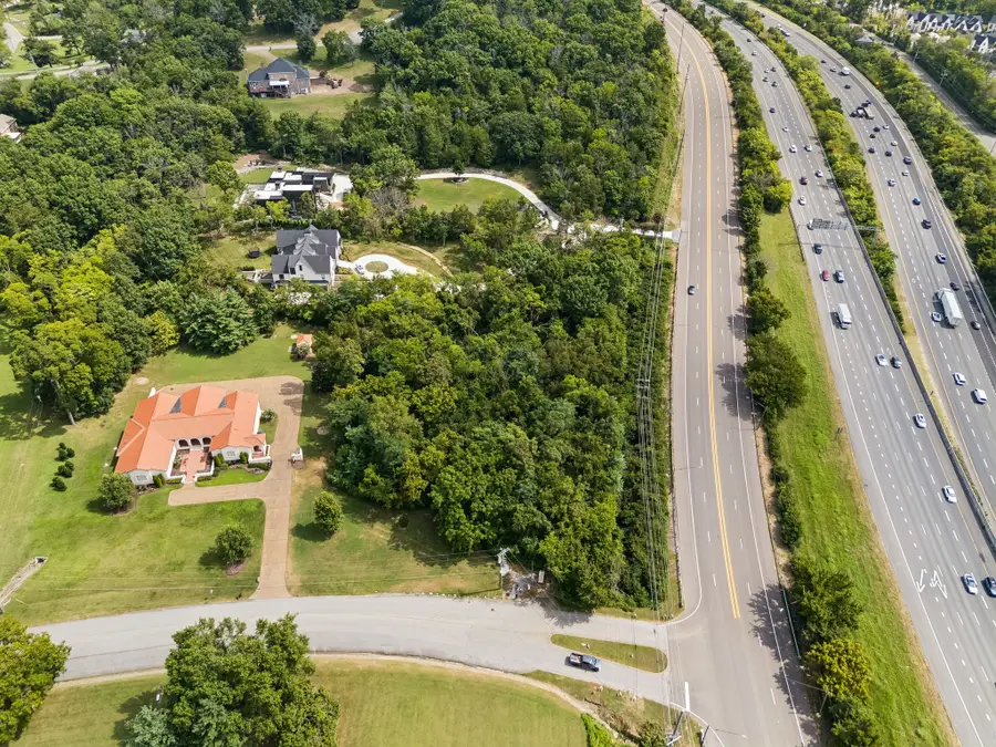 800 Lakemont Dr, Nashville, TN 37220 - #2