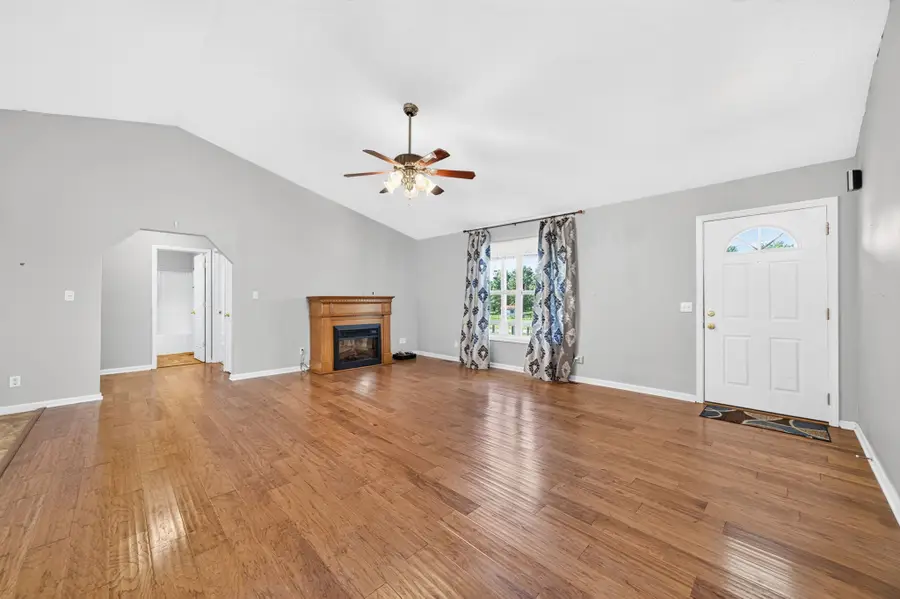 111 Clearwater Sq, Sparta, TN 38583 - #3