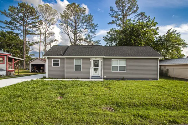 121 Popular St N, Cowan, TN 37318