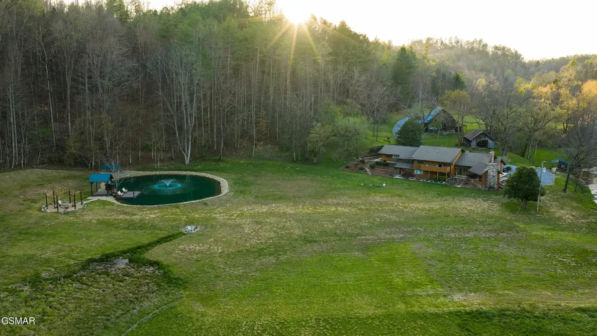 4242 Pearl Valley Road, Sevierville, TN 37876 - #1