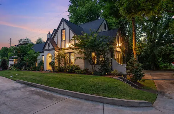 947 Gale Ln, Nashville, TN 37204