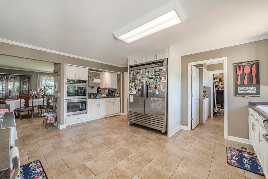 1150 Pinhook Dr, Savannah, TN 38372 - #2
