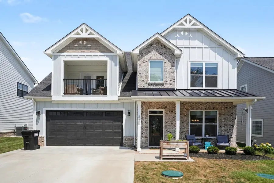 225 Daniel St, Pleasant View, TN 37146 - #2