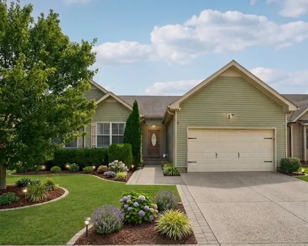 1387 Whitt Ln, Clarksville, TN 37042