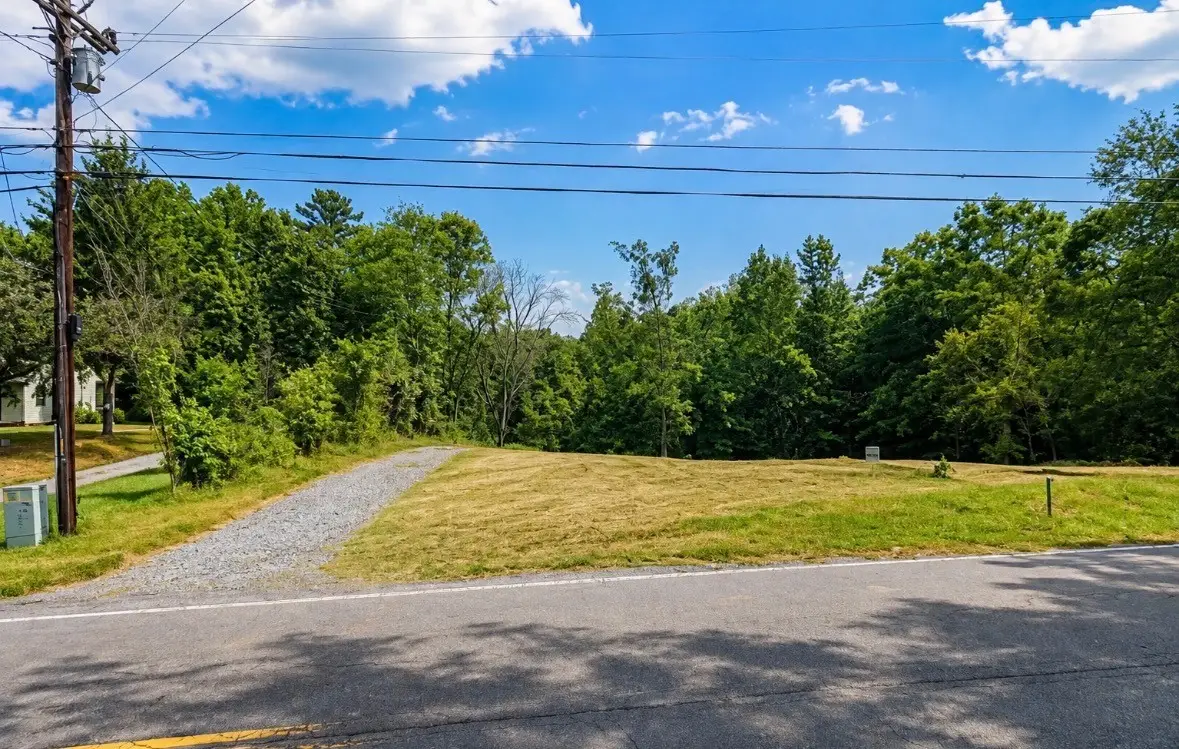 1251 Cumberland Heights Rd, Clarksville, TN 37040 - #1