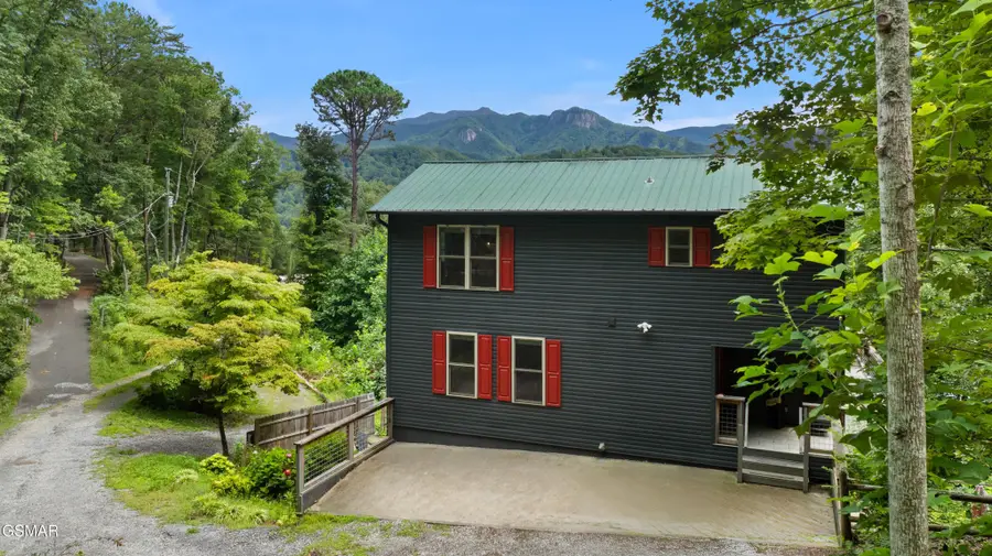 2112 Bear Paw Trail Way, Sevierville, TN 37876 - #2