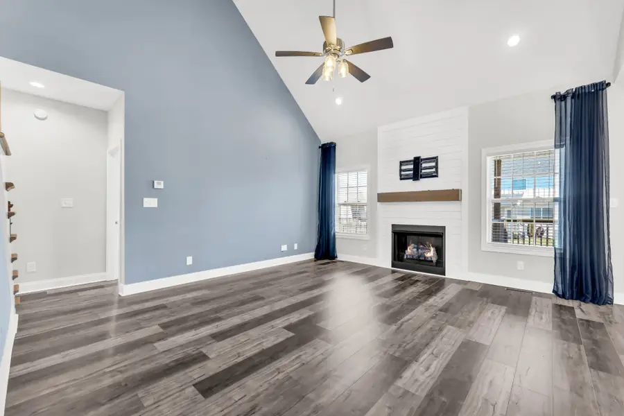 557 Dexter Dr, Clarksville, TN 37043 - #3