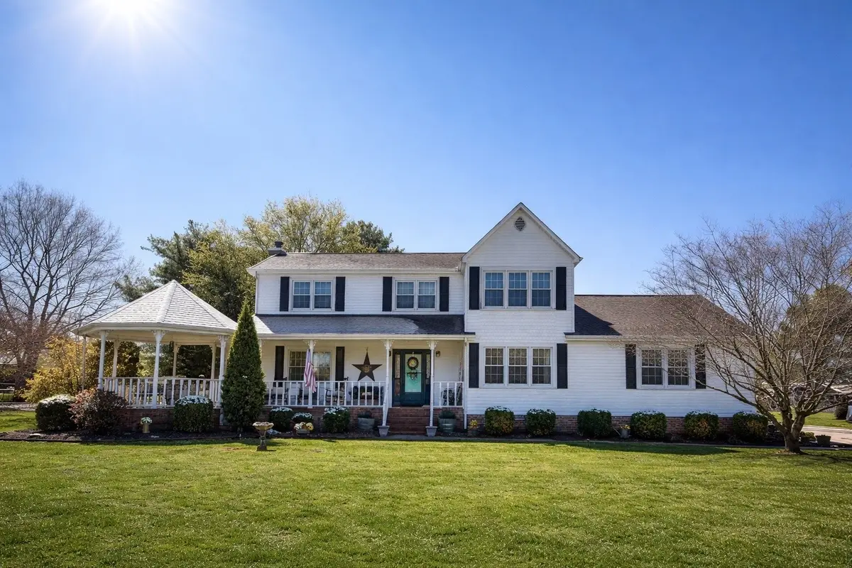 146 Holly Dr, Winchester, TN 37398 - #1