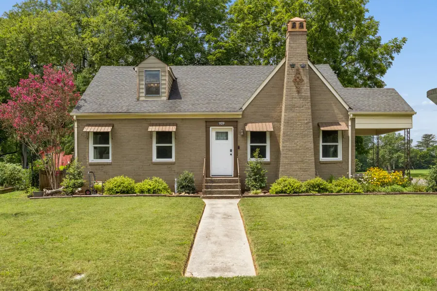 1109 Grantland Ave, Murfreesboro, TN 37129 - #2