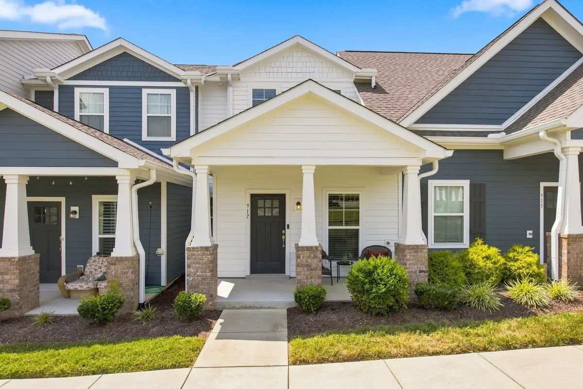 917 Ashland Place Dr, Nashville, TN 37218 - #1