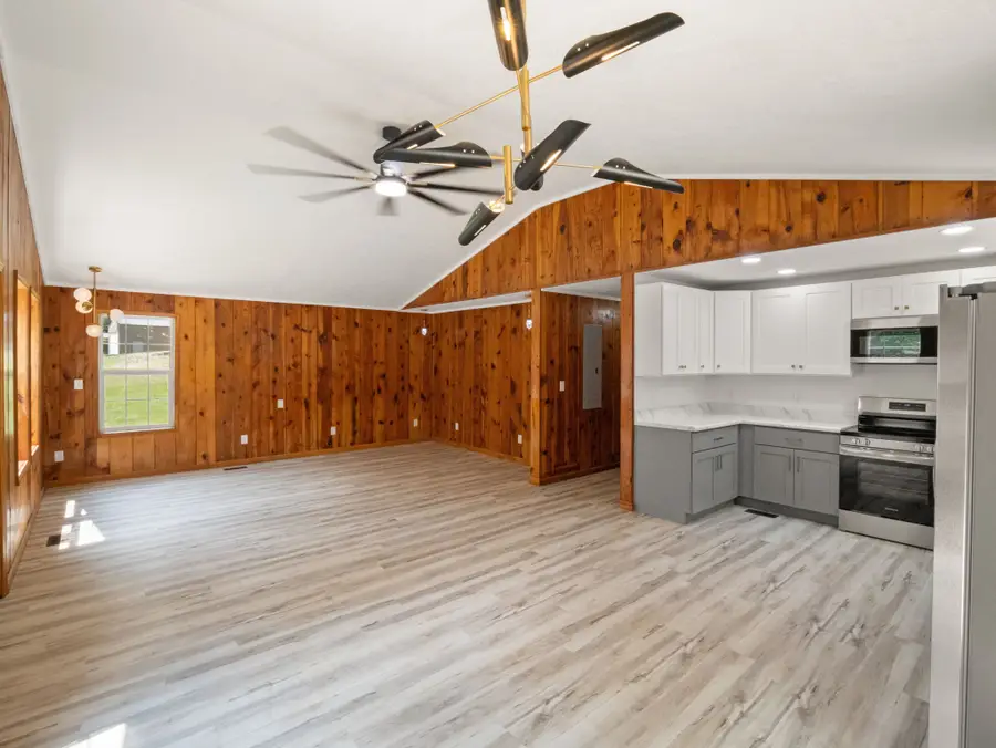 5 Dog Dr, Springville, TN 38256 - #3