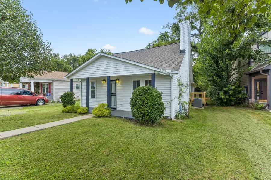 527 E Castle St, Murfreesboro, TN 37130 - #2