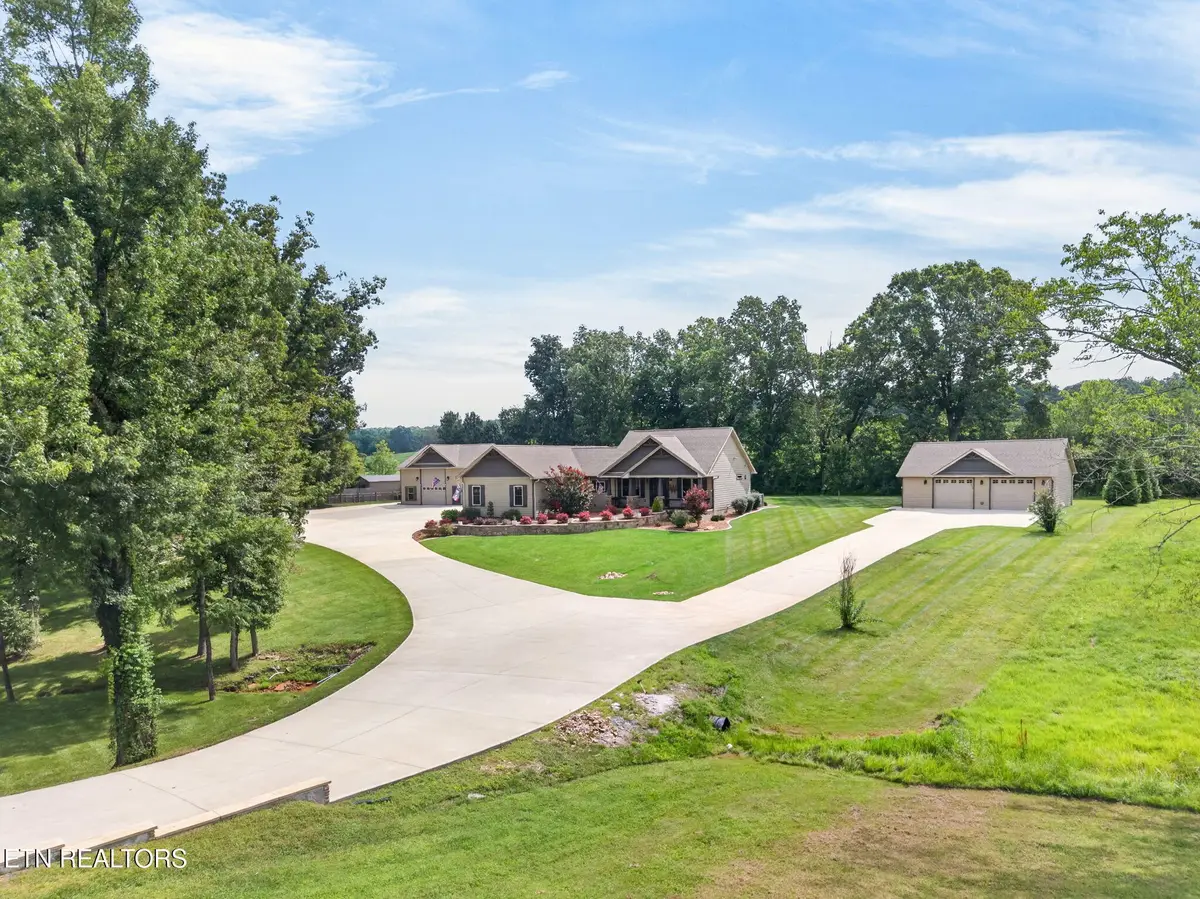 1452 Cook Rd, Crossville, TN 38555 - #1
