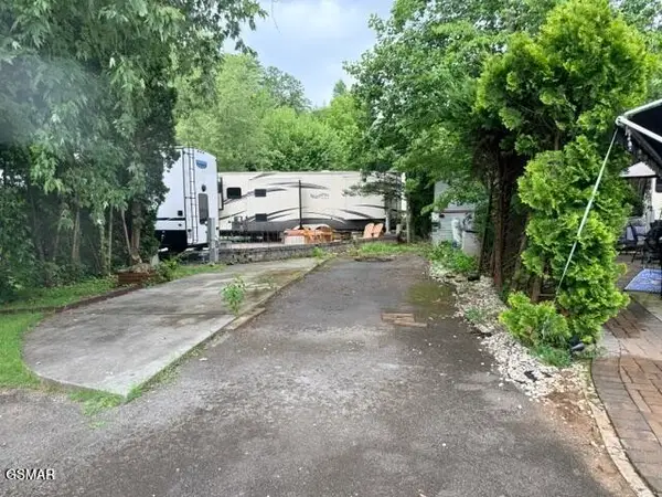 4229 E Parkway Lot 238, Gatlinburg, TN 37738