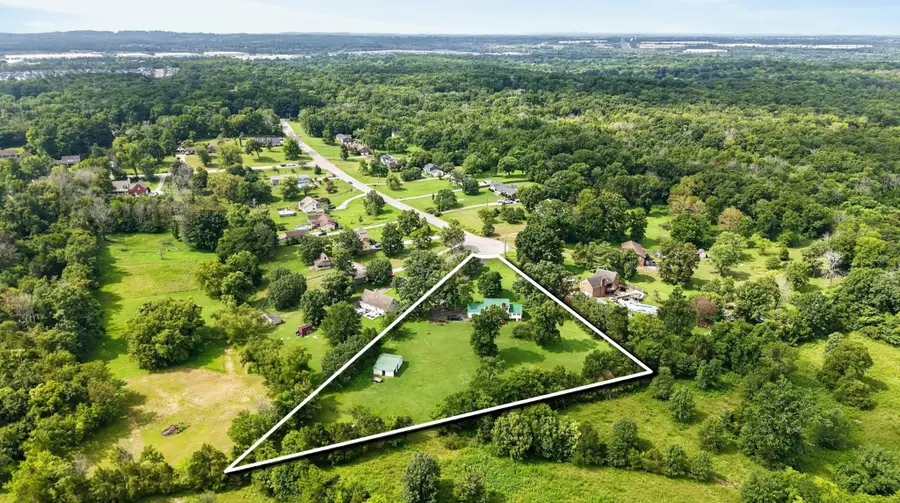 401 Bluegrass Ct, Lebanon, TN 37090 - #3