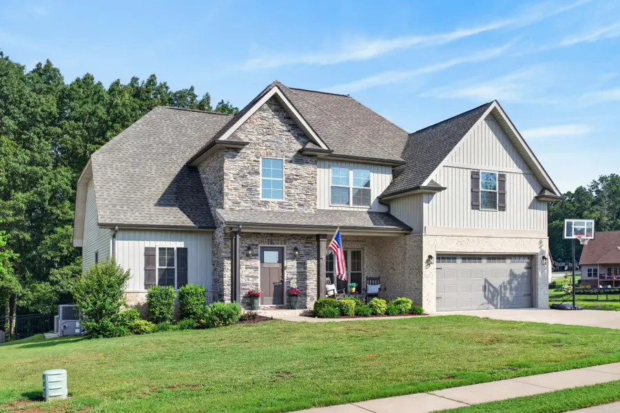 1280 Easthaven Dr, Clarksville, TN 37043 - #2