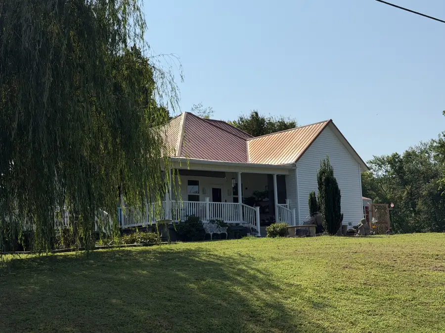 209 Old Flat Creek Rd, Shelbyville, TN 37160 - #2