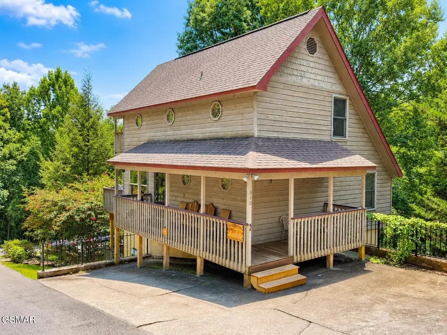 310 Greenwood Way, Pigeon Forge, TN 37863 - #2