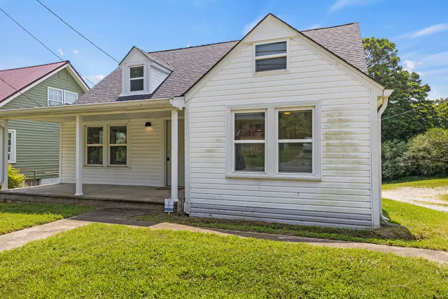 812 Woodmont Blvd, Clarksville, TN 37040 - #2