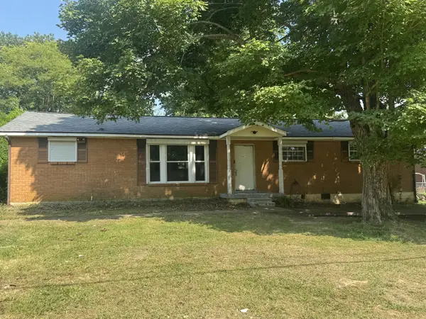 1505 Glennon Dr, Clarksville, TN 37042