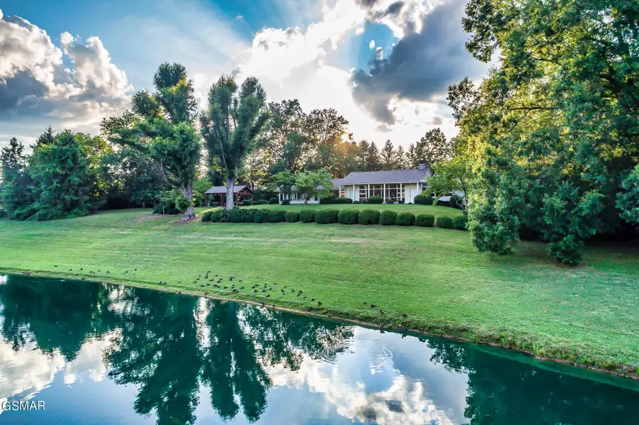 312 Paine Lake Drive, Sevierville, TN 37862 - #2