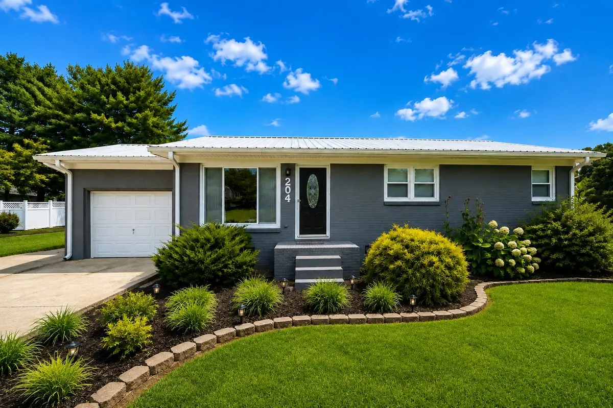 204 Homeward Ave, Winchester, TN 37398 - #1