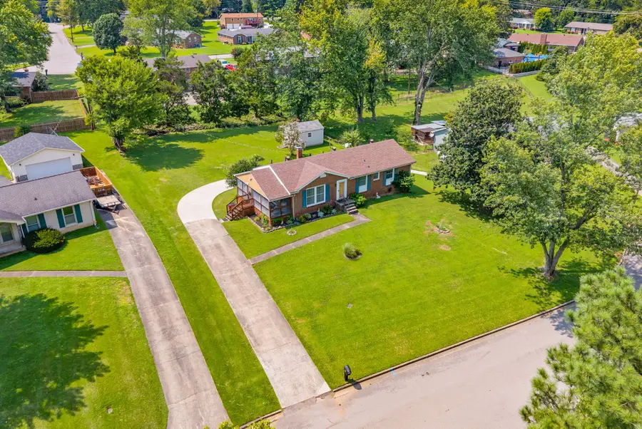 112 Kimbrough Ct, Clarksville, TN 37043 - #3
