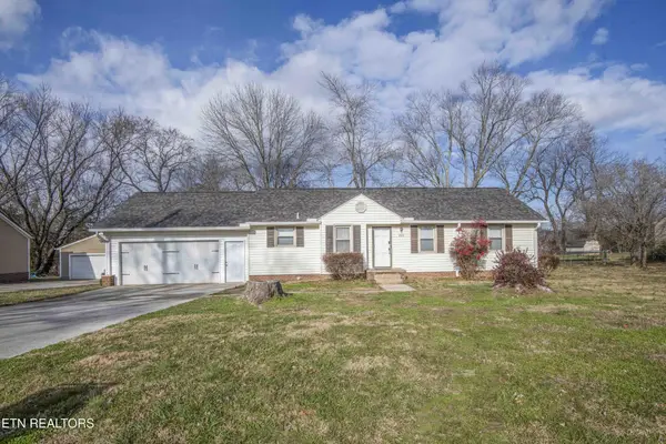 209 N Laurel Circle, Knoxville, TN 37912