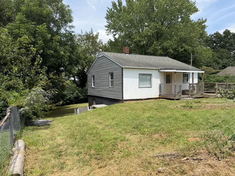 3903 Selma Ave, Knoxville, TN 37914 - #2