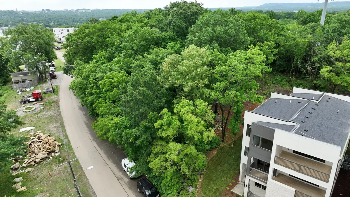 6031 Hill Cir, Nashville, TN 37209 - #1