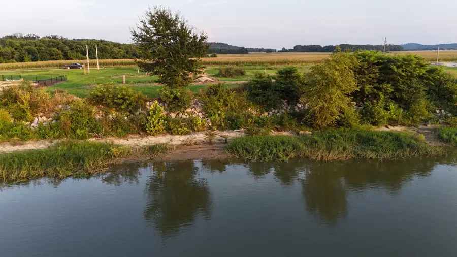 2729 Hardin Bottom River Rd, Clifton, TN 38425 - #3