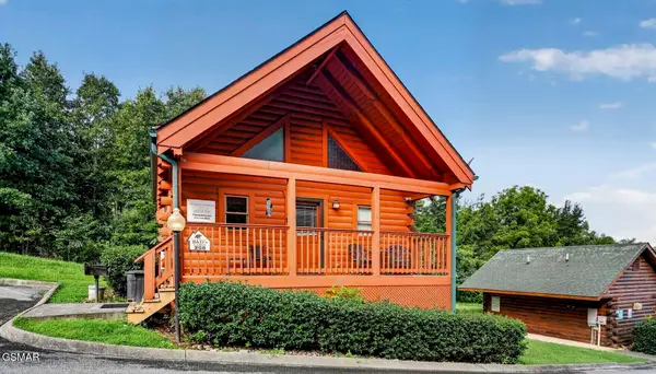 208 Moose Ridge Way, Pigeon Forge, TN 37863