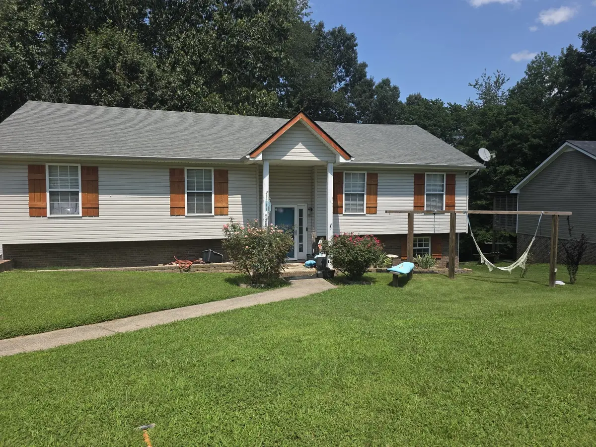 825 Leigh Ann Dr, Clarksville, TN 37042 - #1