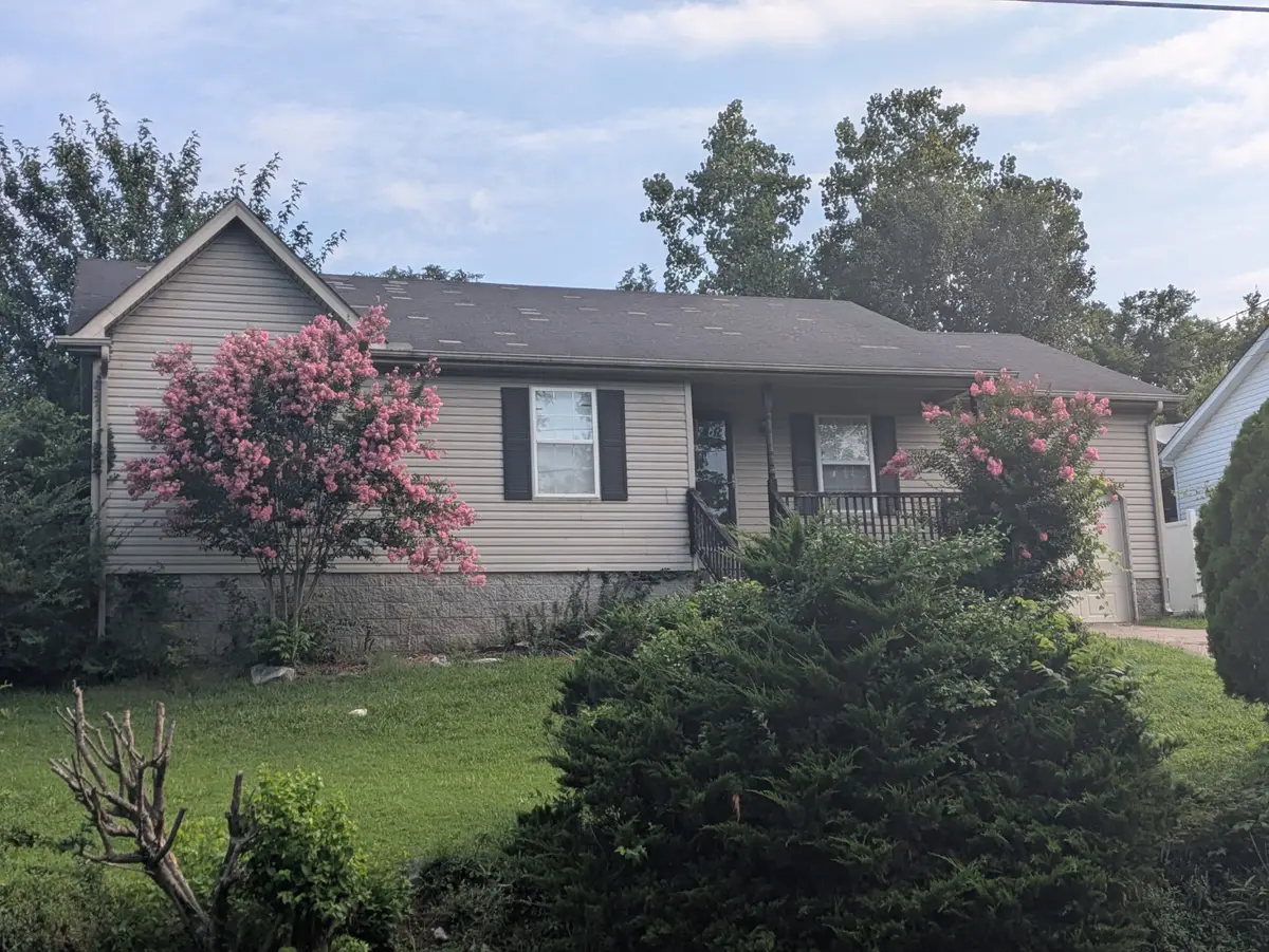 4001 Moss Rd, Antioch, TN 37013 - #1