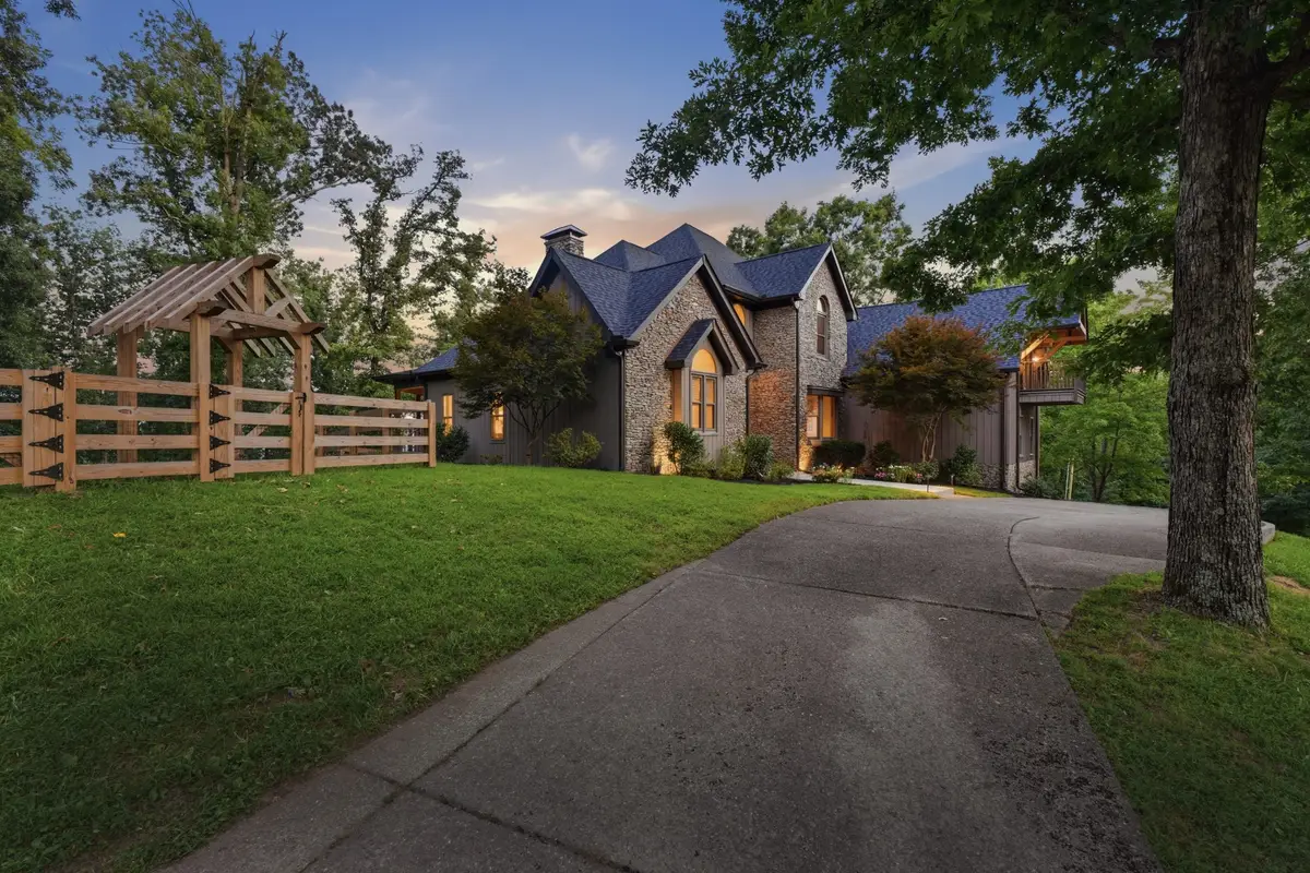 1126 Beechs Tavern Trl, Franklin, TN 37069 - #1