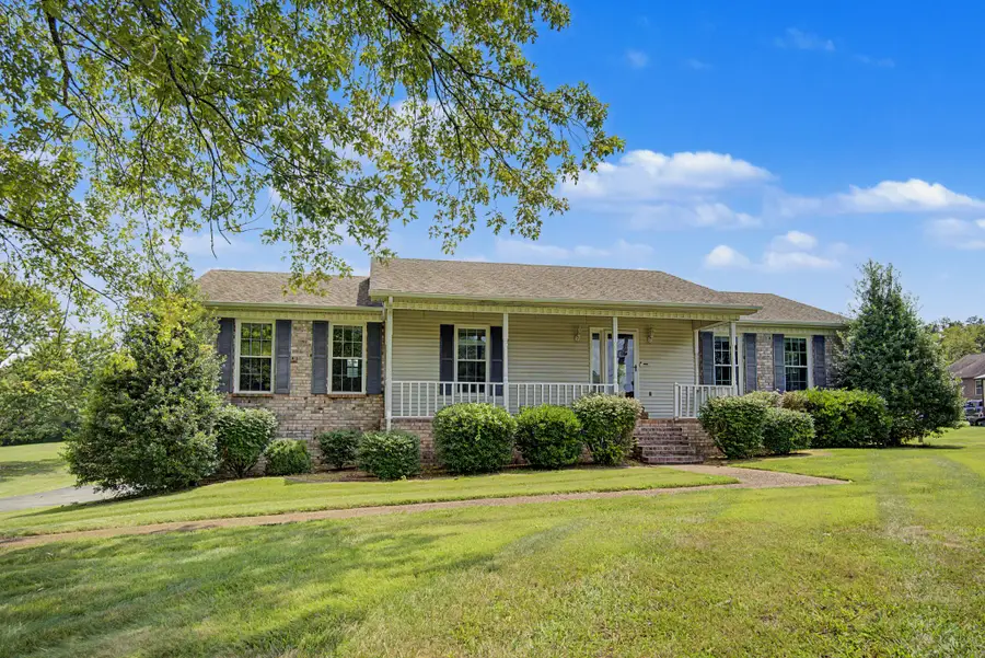 356 Lee Rd, Cottontown, TN 37048 - #2