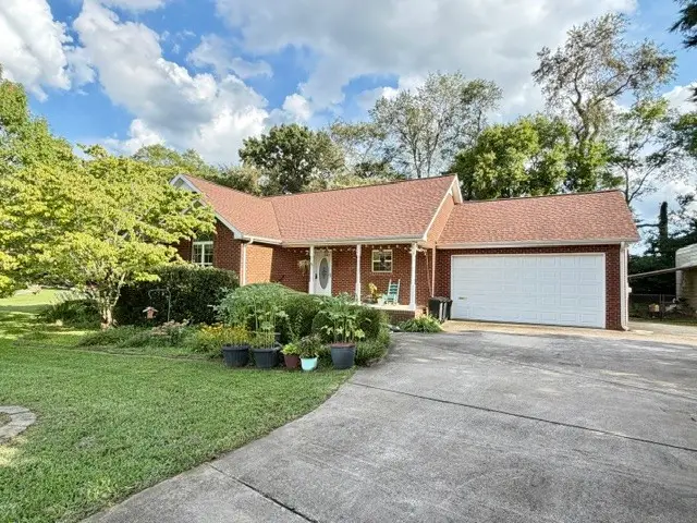 125 Hazelwood Ln, Winchester, TN 37398 - #1