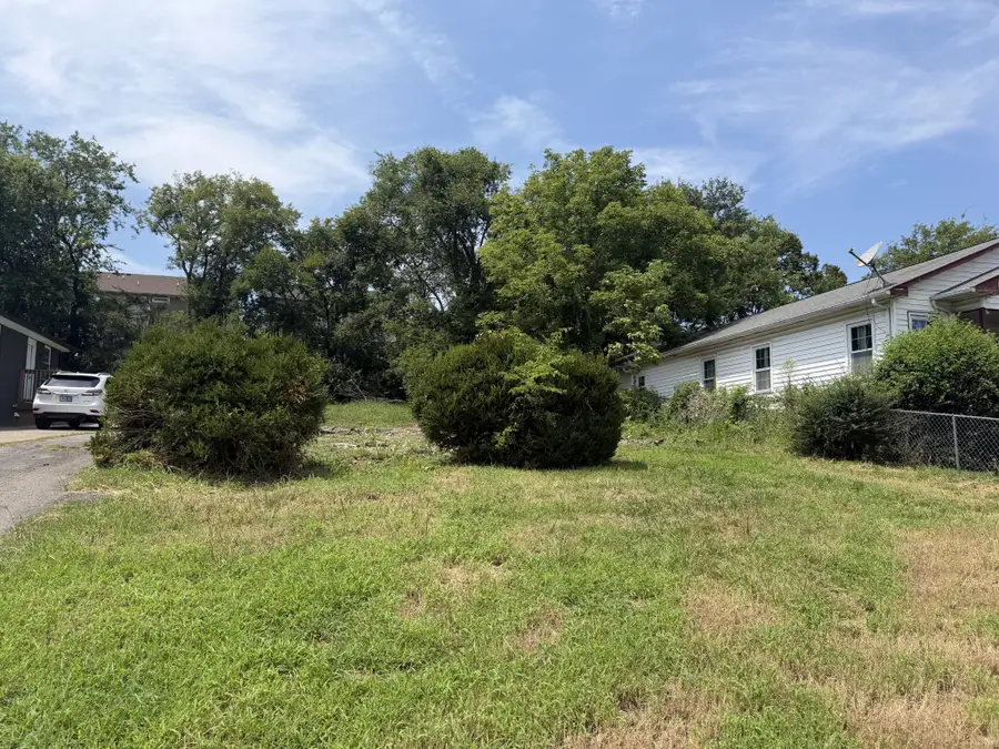 2162 Rock City St, Nashville, TN 37216 - #2