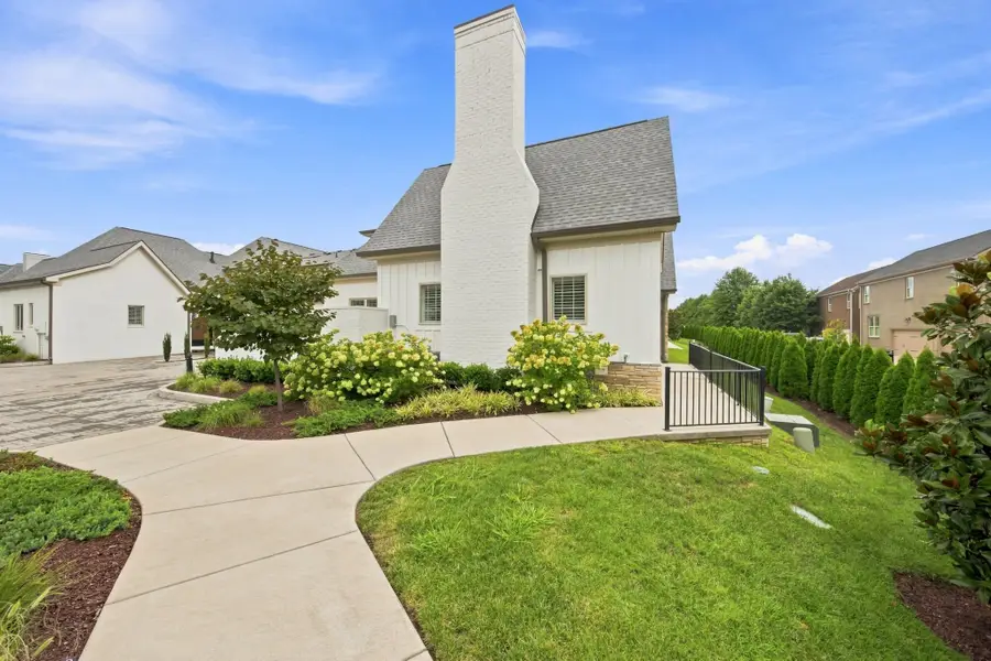312 Flag Court, Gallatin, TN 37066 - #3