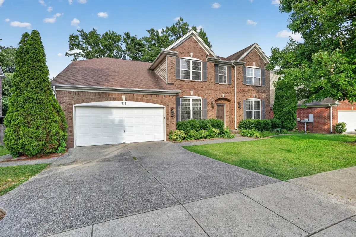 714 Crestmark Dr, Mount Juliet, TN 37122 - #1