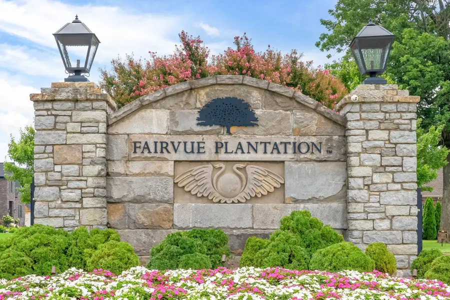 1074 Isaac Franklin Dr, Gallatin, TN 37066 - #3