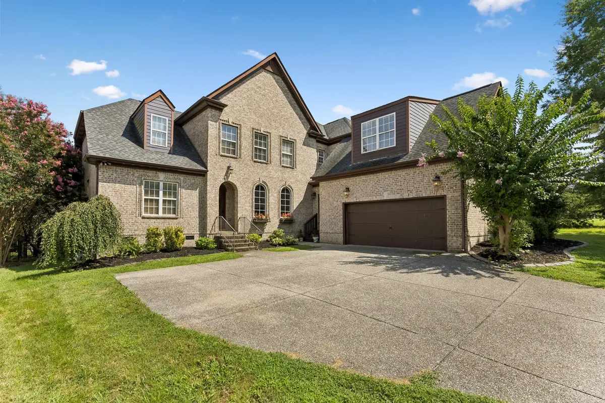 3005 Mickey Rd, Spring Hill, TN 37174 - #1