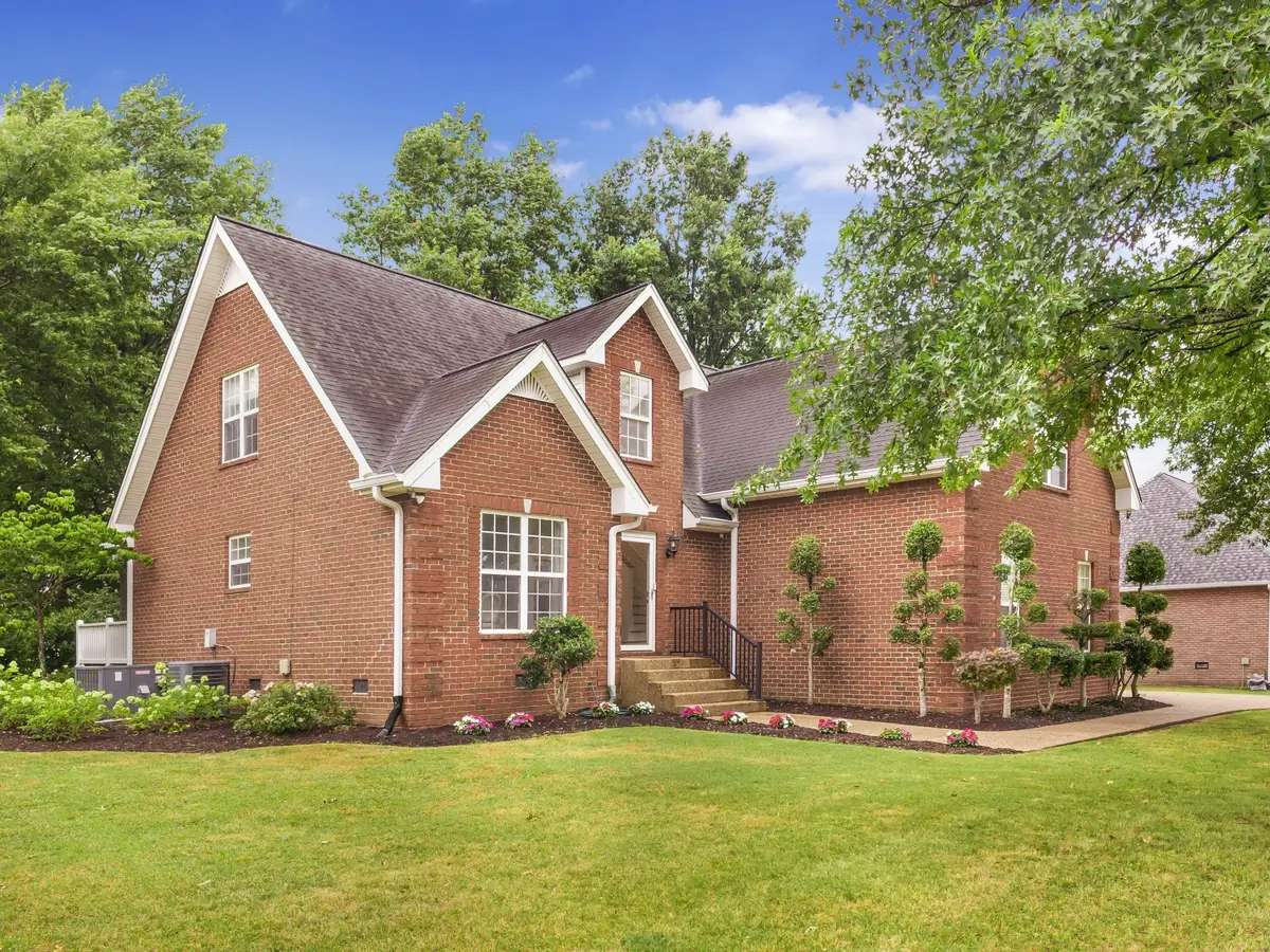306 Chestnut Ln, Lebanon, TN 37087 - #1