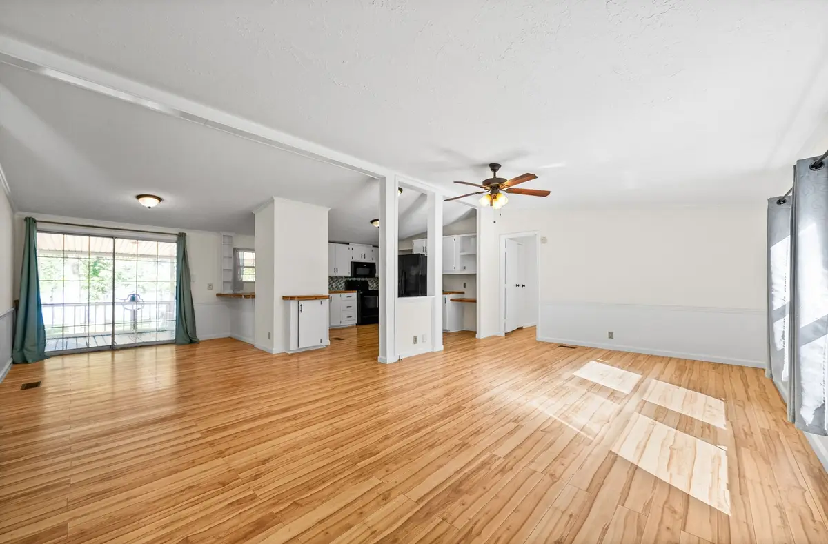 315 Riverview Dr, Dover, TN 37058 - #1