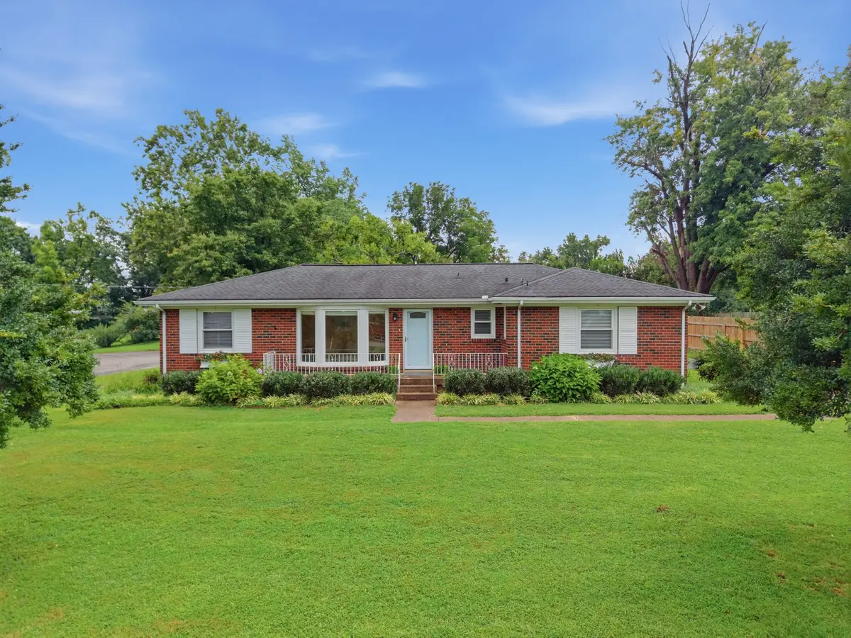 925 Havenhill Dr, Nashville, TN 37217 - #1