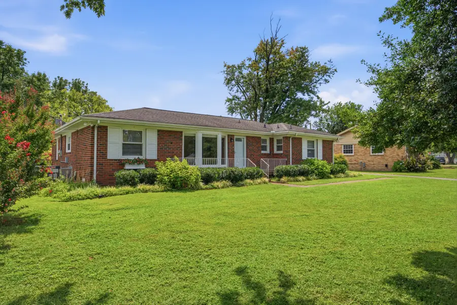 925 Havenhill Dr, Nashville, TN 37217 - #3