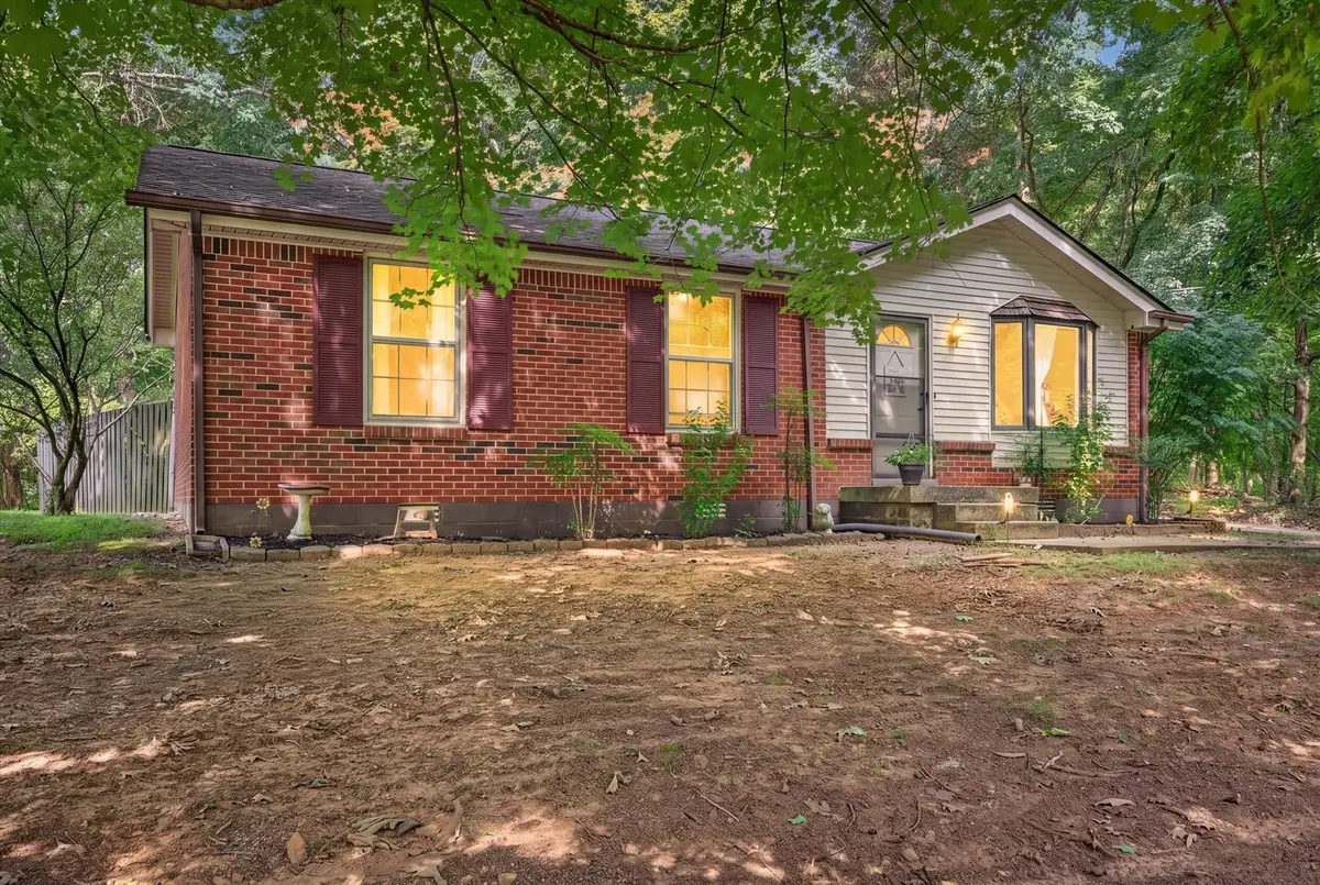 721 Kingsbury Road, Clarksville, TN 37040 - #1