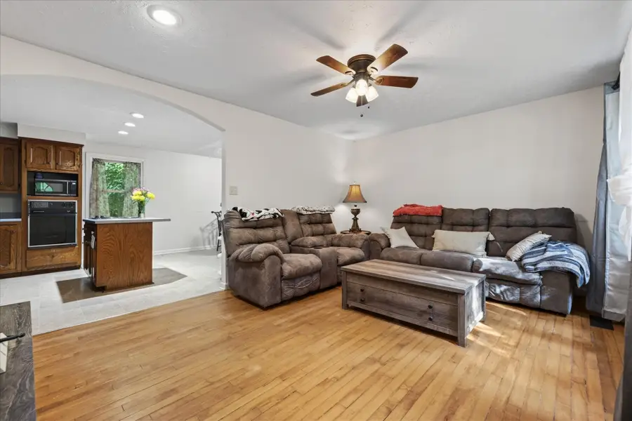 721 Kingsbury Road, Clarksville, TN 37040 - #3