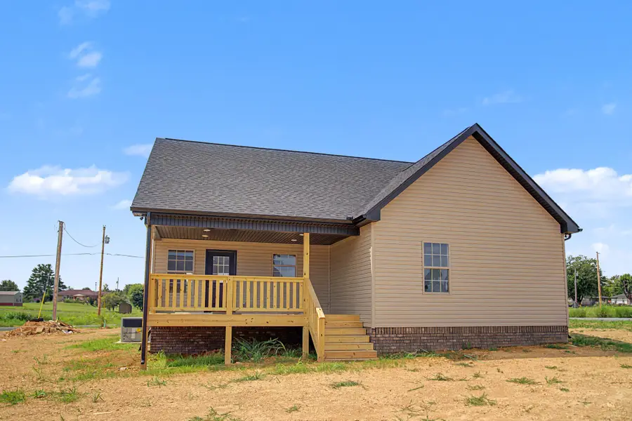 216 Dj Dr, Lafayette, TN 37083 - #3